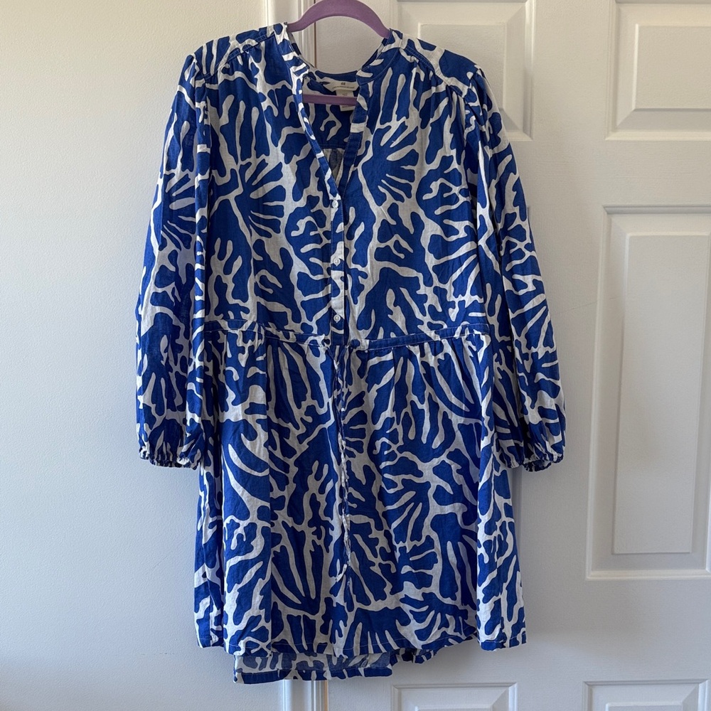 H&M Blue and White Patterned Dress